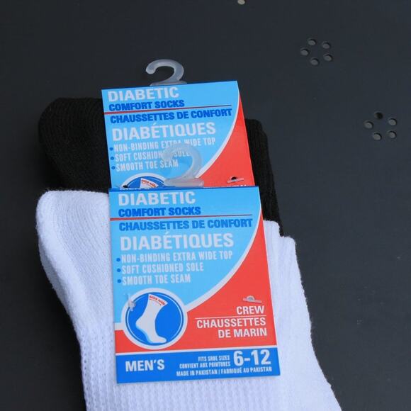 Men's 2 Pack Diabetic Crew Socks Fits Shoe Size 6-12 - Picture 3 of 11